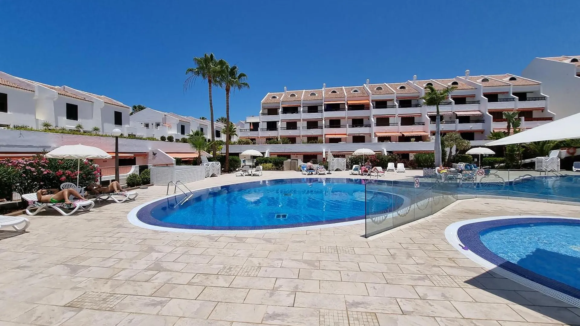 Ground Floor Apartment Casa Pico, Parque Santiago 1, Heated Pool, 100 M To Sea And Beach, Wifi Arona
