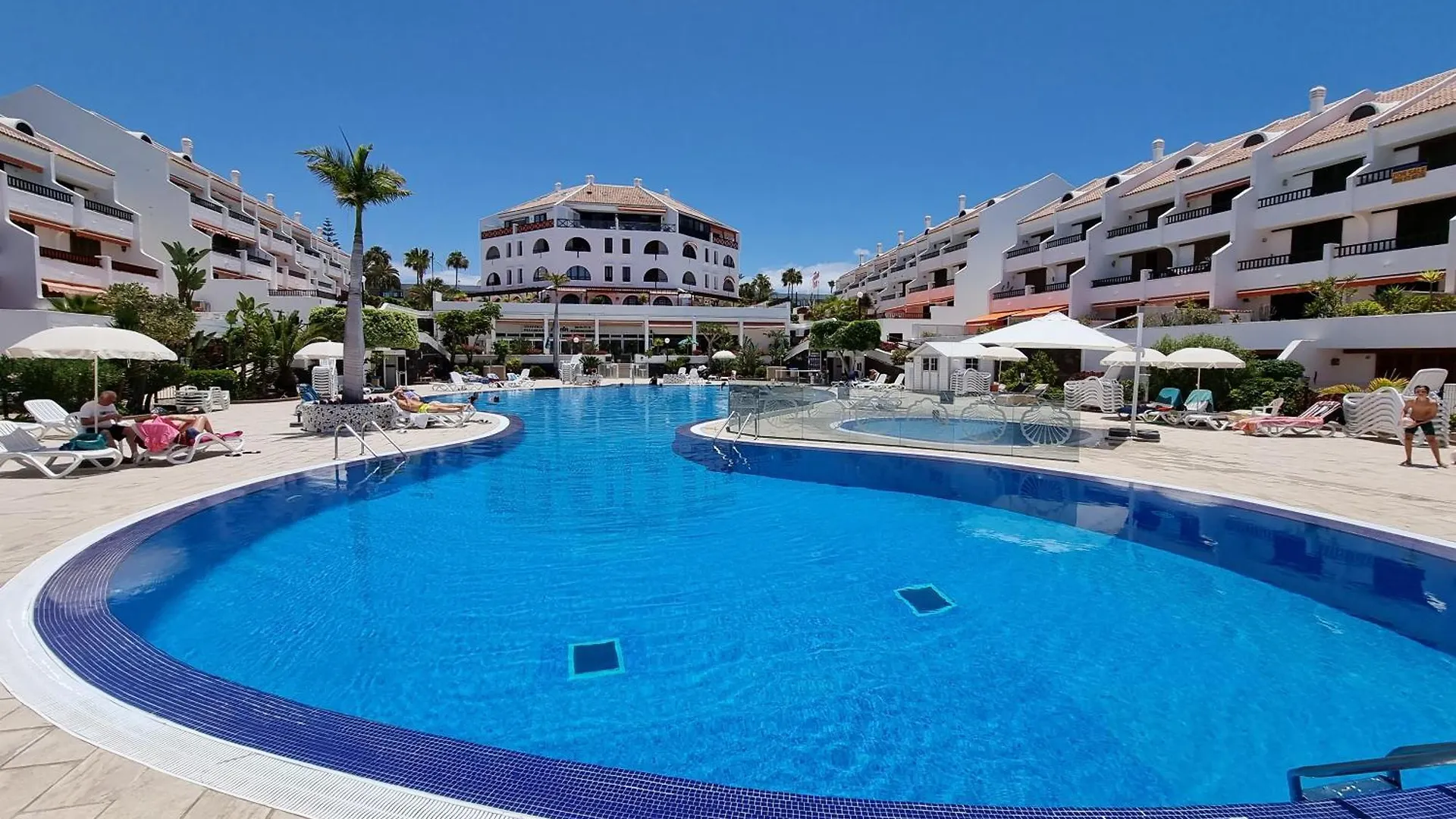 Ground Floor Apartment Casa Pico, Parque Santiago 1, Heated Pool, 100 M To Sea And Beach, Wifi Arona