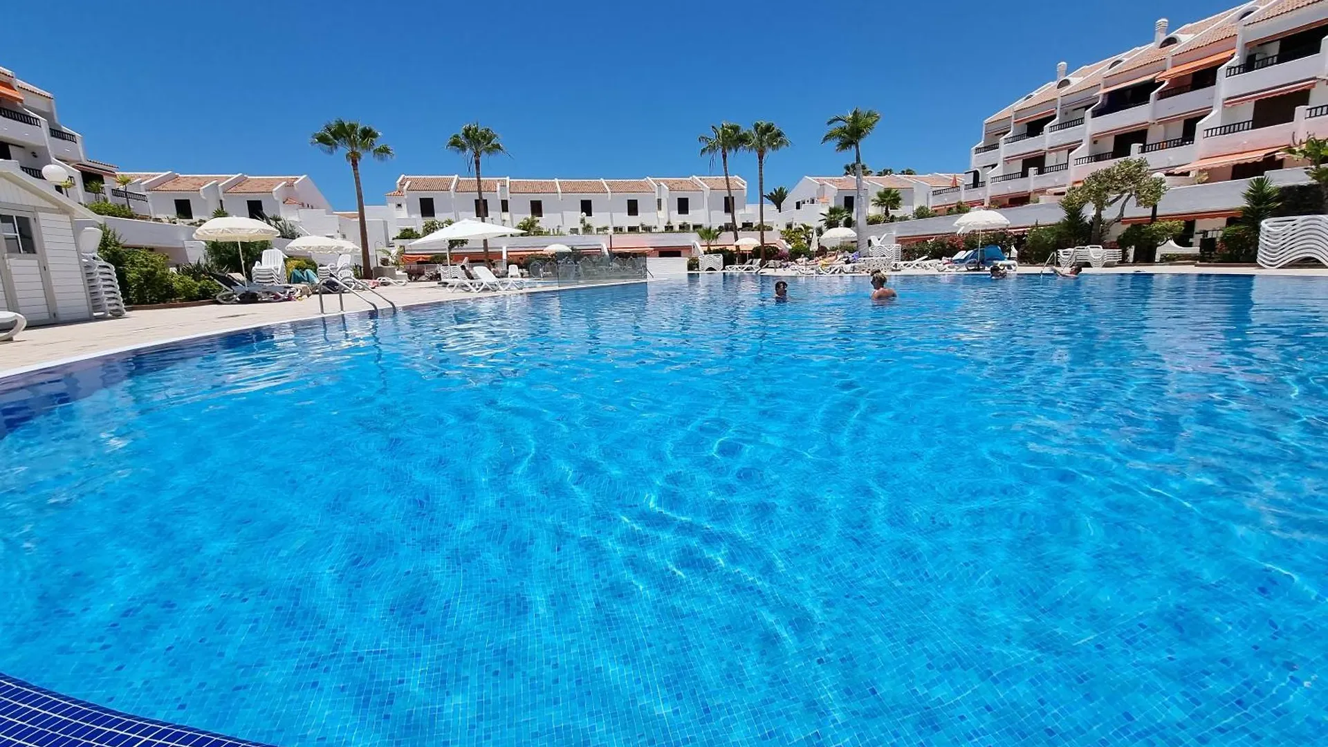 Ground Floor Apartment Casa Pico, Parque Santiago 1, Heated Pool, 100 M To Sea And Beach, Wifi Arona  Spain